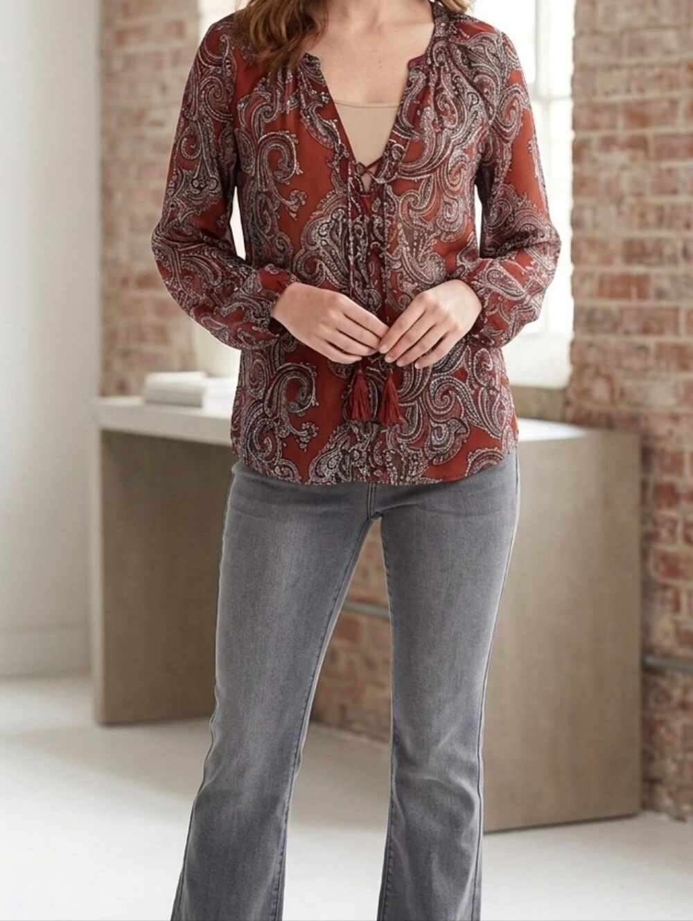 EUC New York & company Soho jeans size small semi sheer pullover blouse